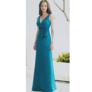 NWT Belsoie by Jasmine Teal Satin Dress Size 10